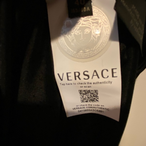 Versace crowl neck Medusa Medallion dress - Picture 7 of 10